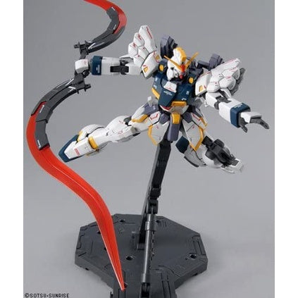 Bandai Spirits MG 1/100 GUNDAM SANDROCK EW - Model Kits