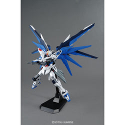 Bandai Spirits 1/100 MG Freedom Gundam Ver.2.0 - Gundam Model Kits