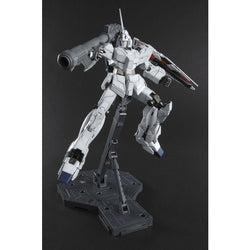 Bandai Spirits 1/100 MG Unicorn Gundam - Gundam Model Kits