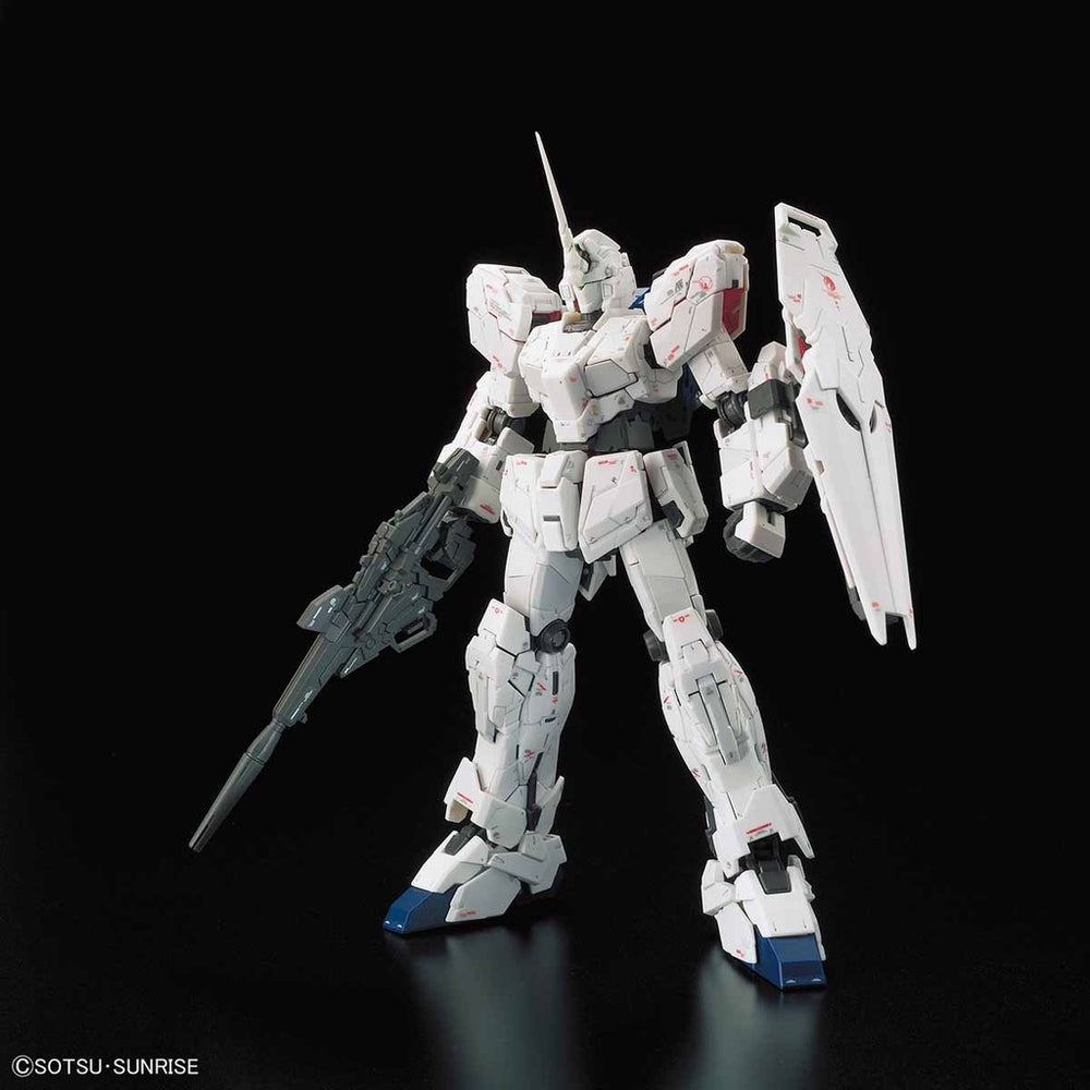 Bandai Spirits RG 1/100 RX-0 Unicorn Gundam - Model Kits