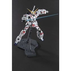 Bandai Spirits 1/100 MG Unicorn Gundam - Gundam Model Kits
